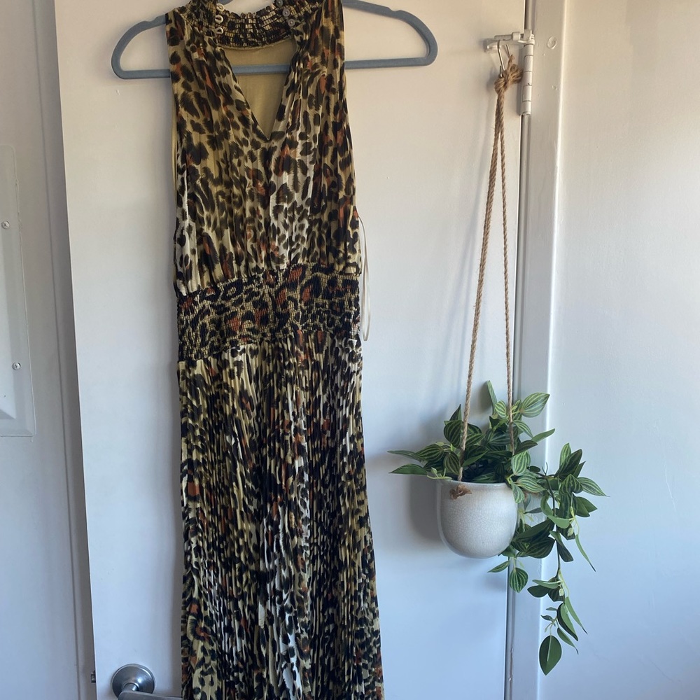 LONG CHEETAH-PRINT DRESS